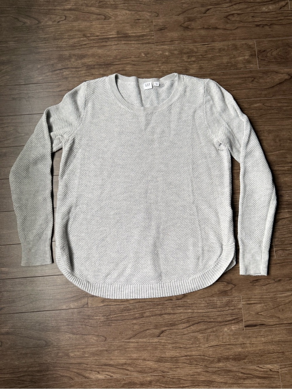 GAP Women’s Merino Wool Blend Knit Sweater Light Grey Size Small